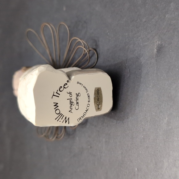 Willow Tree,2001 Angel of Caring Figurine By Susan Lordi. - Picture 5 of 6